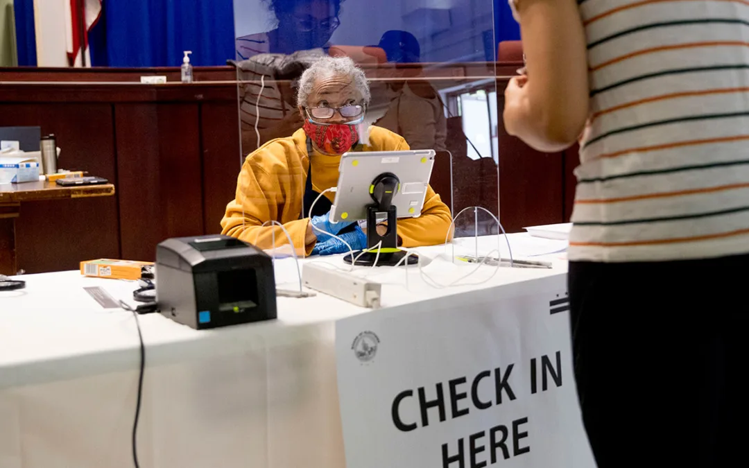 Arizona Asks Younger People to Sign Up as Poll Workers to Save Seniors