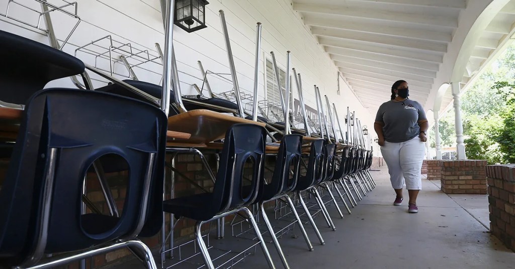 Here’s Where Arizona’s Largest School Districts Stand on Mask Requirements