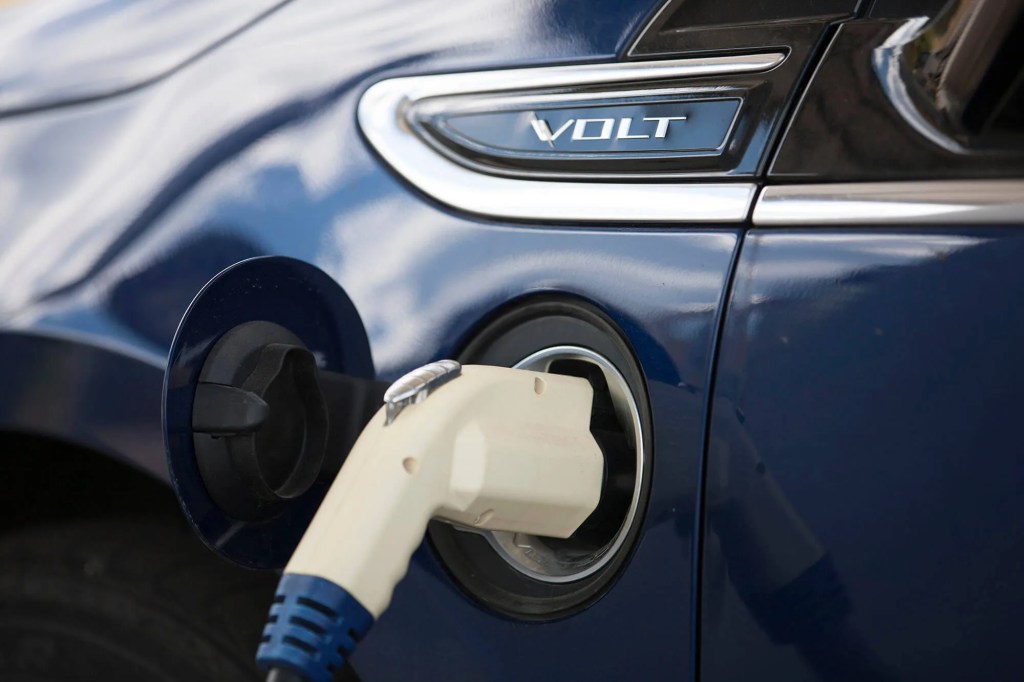 Electric Jolt: Arizona to Get Millions to Develop EV-Charging Network