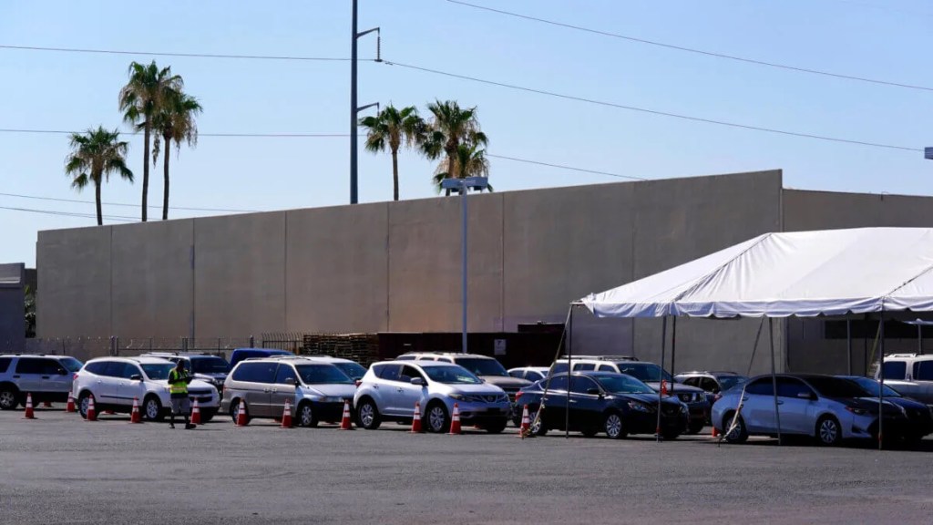 Long Lines Are Back at Phoenix Food Banks as Prices Hit High