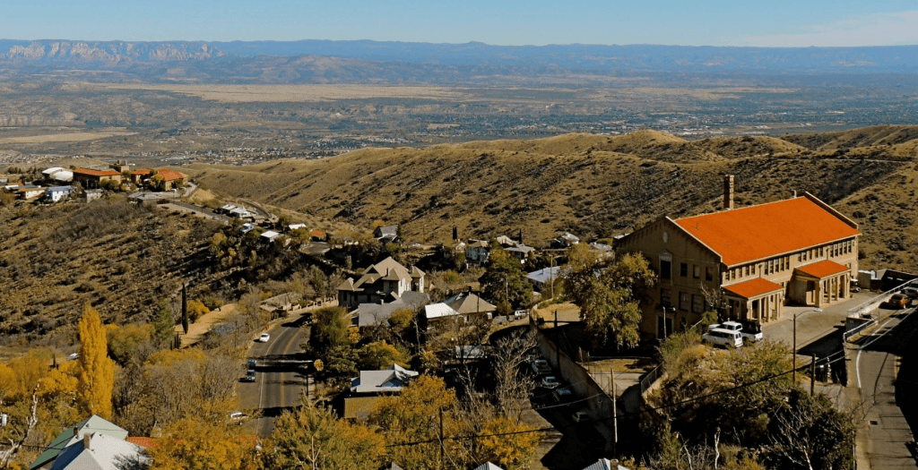 Stop Yelling at Tourists, Say Police in Arizona Destination