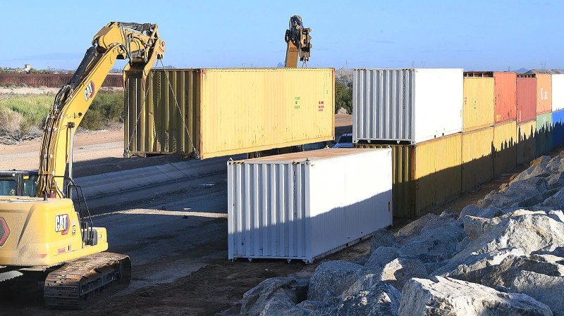 border wall shipping containers