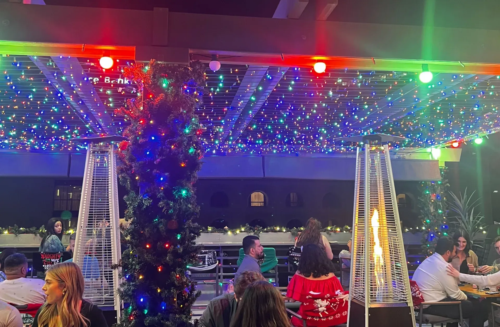 holiday-themed bars in the Valley