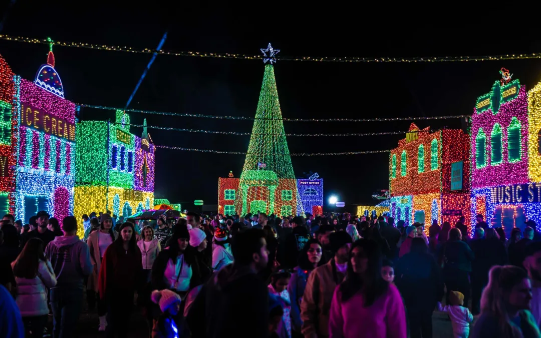 Twinkle towns: Your holiday light display guide for Phoenix and Tucson