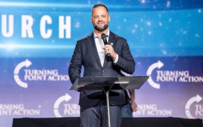 JD Vance chose a homophobic, misogynist pastor’s church for Arizona visit