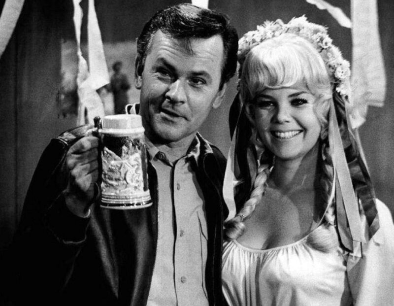 10 Celebrities Who Took Their Last Breath in Arizona