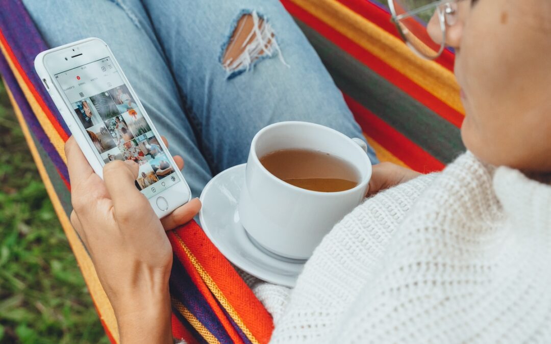 Ditch doomscrolling and follow these 8 positive Arizona Instagram accounts