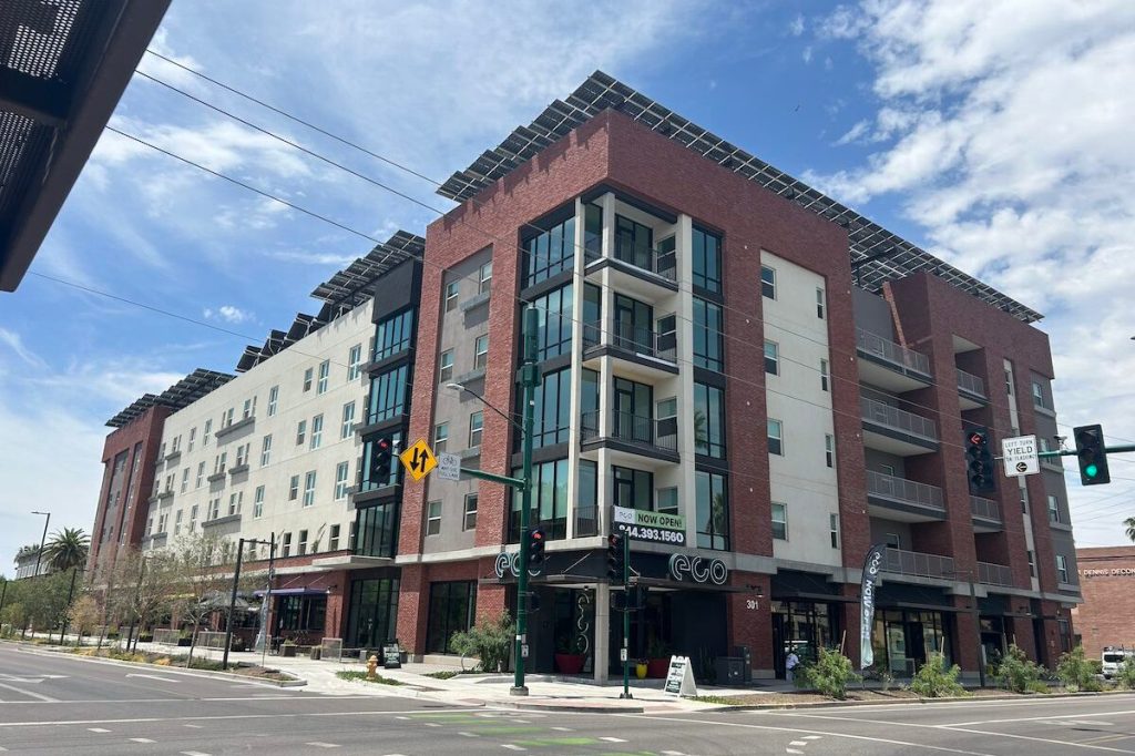 New downtown Phoenix apartments go all in on green living