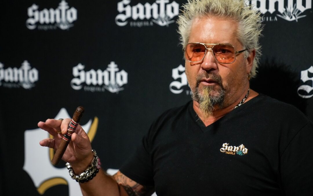 Guy Fieri returns to beloved Phoenix Mexican restaurant