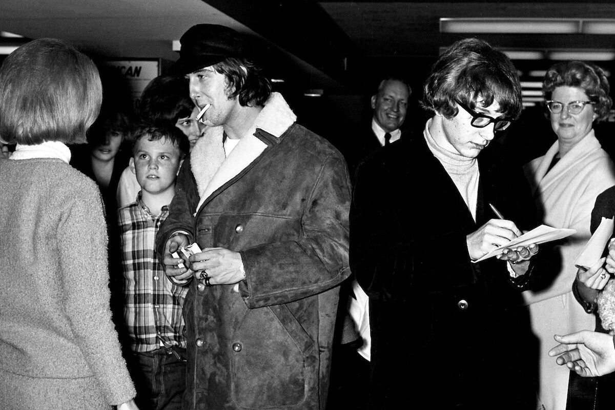 Peter Asher and Gordon Waller of Peter and Gordon are greeted at the Nashville Municipal Airport by fans