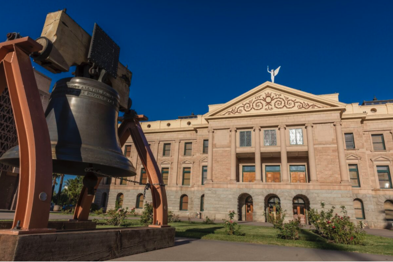 exterior of Arizona Capitol