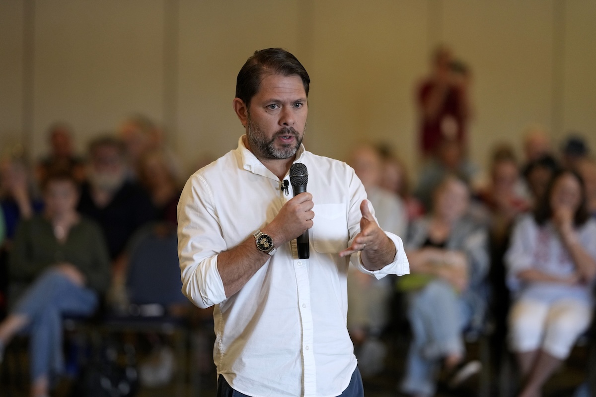 This Arizona senator wants to ban an Israeli minister from the US