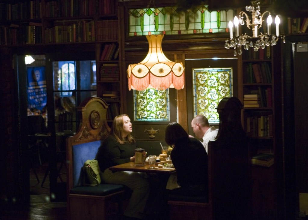 The stories behind the 5 'most haunted' Phoenix restaurants